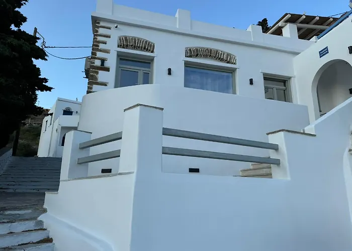 Bakery House Triantaros Tinos